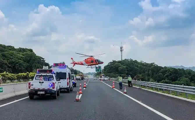 察隅高速公路汽车救援案例